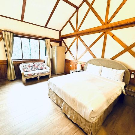 Ivy Motel Chiayi City Exterior foto