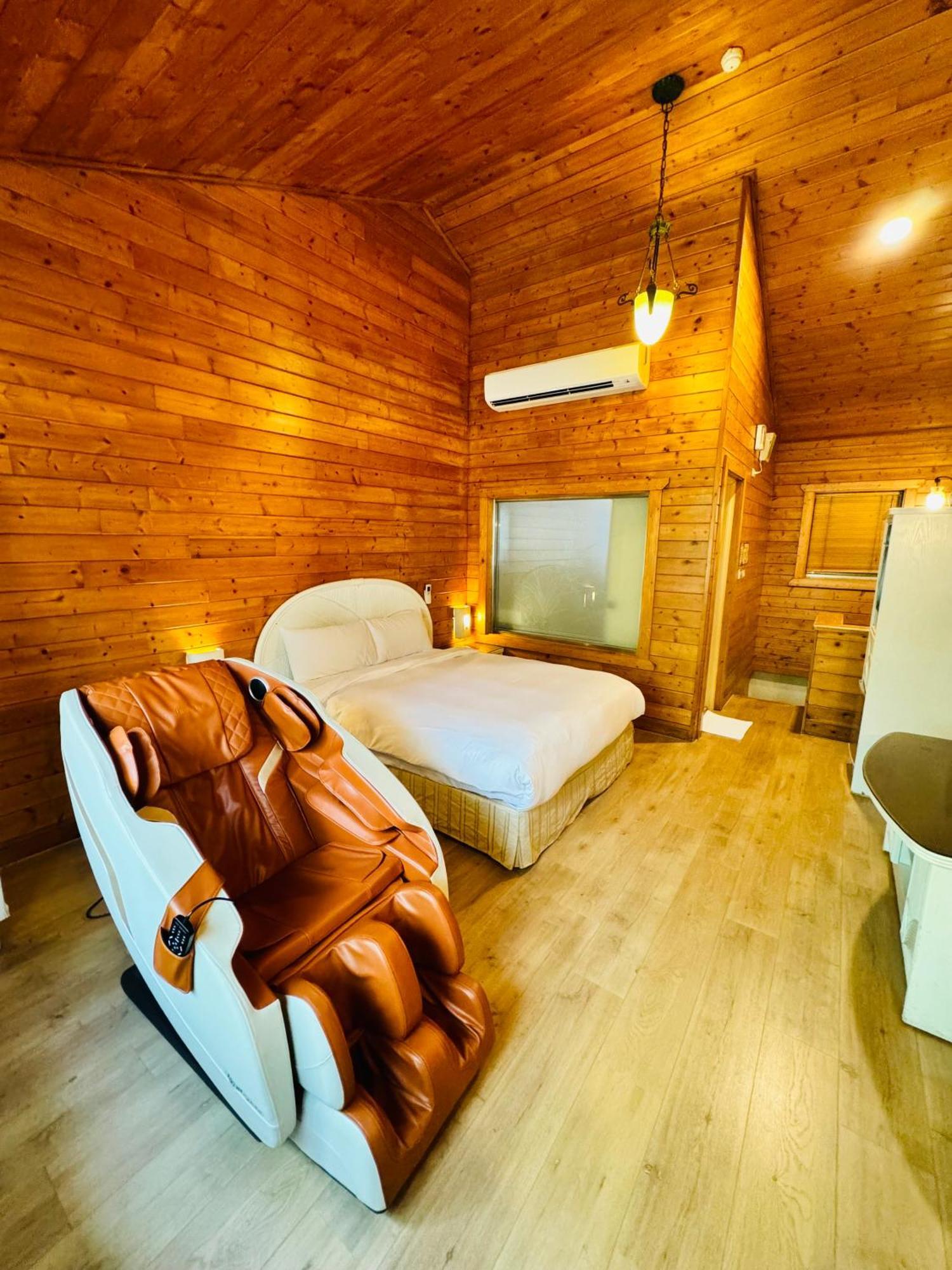 Ivy Motel Chiayi City Exterior foto